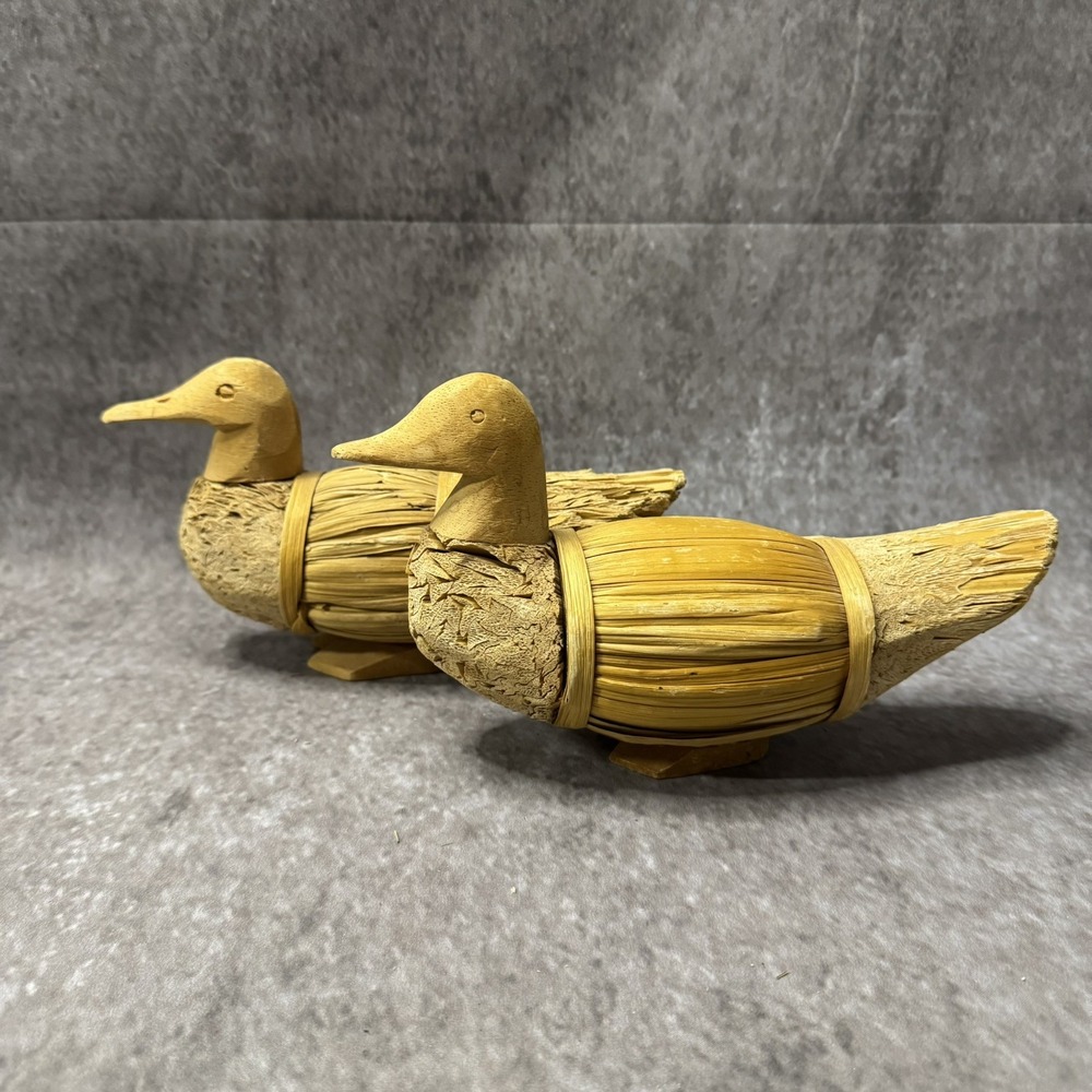 2 Ducks Decoy Corn Husk Hand Carved Wooden Head Vintage Decor